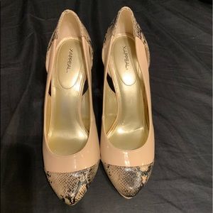 X-appeal nude colored with snakeskin toe and heel high heels